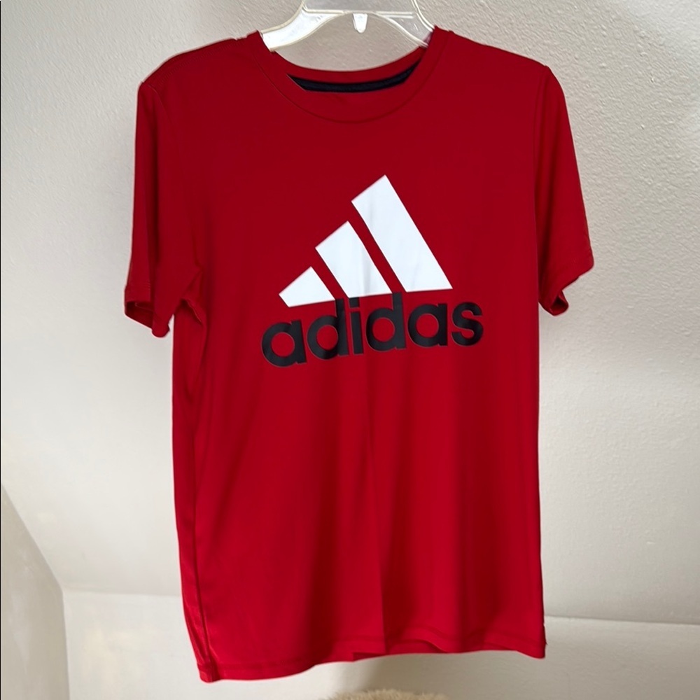 Adidas Scarlet Tee with Iconic Logo. Size Extra Large